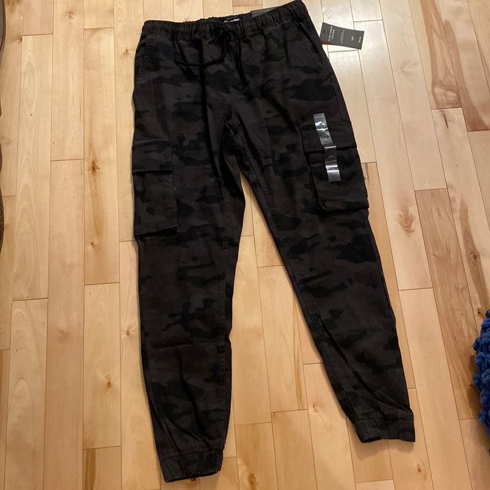 Bluenotes grey camp cargo jogger pants-NWT